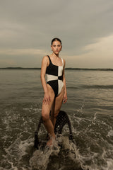 MICHELLE ONE PIECE - BLACK/IVORY